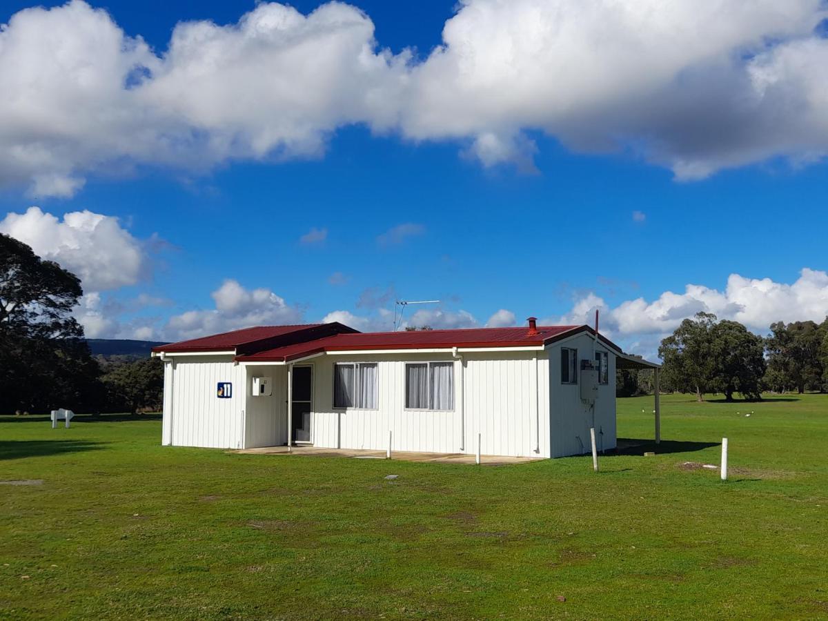 Kalgan River Chalets And Caravan Park エクステリア 写真